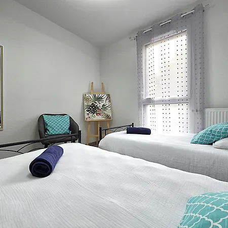 Charmante Maison 6 Personnes - 5 Min A Pied Zone Commerciale Sapiac - 3 - 4 Lits - Jardin Et Terrasses Prives - Parking Gratuit Sur Place *